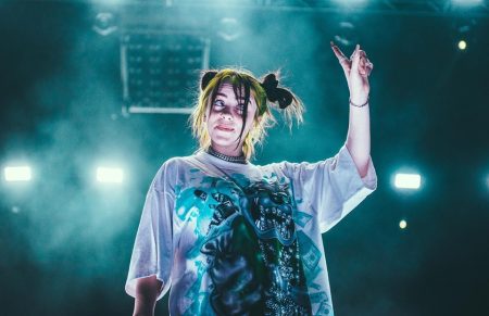 Billie Eilish na Altice Arena: a <i>bad girl</i> de 17 anos que ainda vai mandar nisto tudo