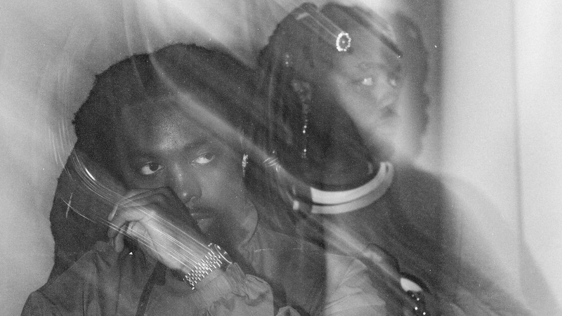 Sexta-feira farta: novos trabalhos de EARTHGANG, Robert Glasper